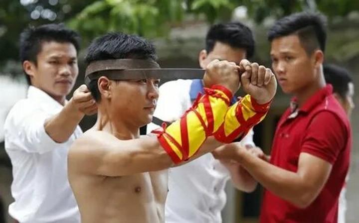 Hotspot Matrix và Cựu cầu thủ futsal từng giành HCB giải Đông Nam Á qua đời trên sân bóng
